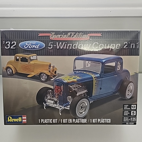 Car Kit - Picture 1 of 3